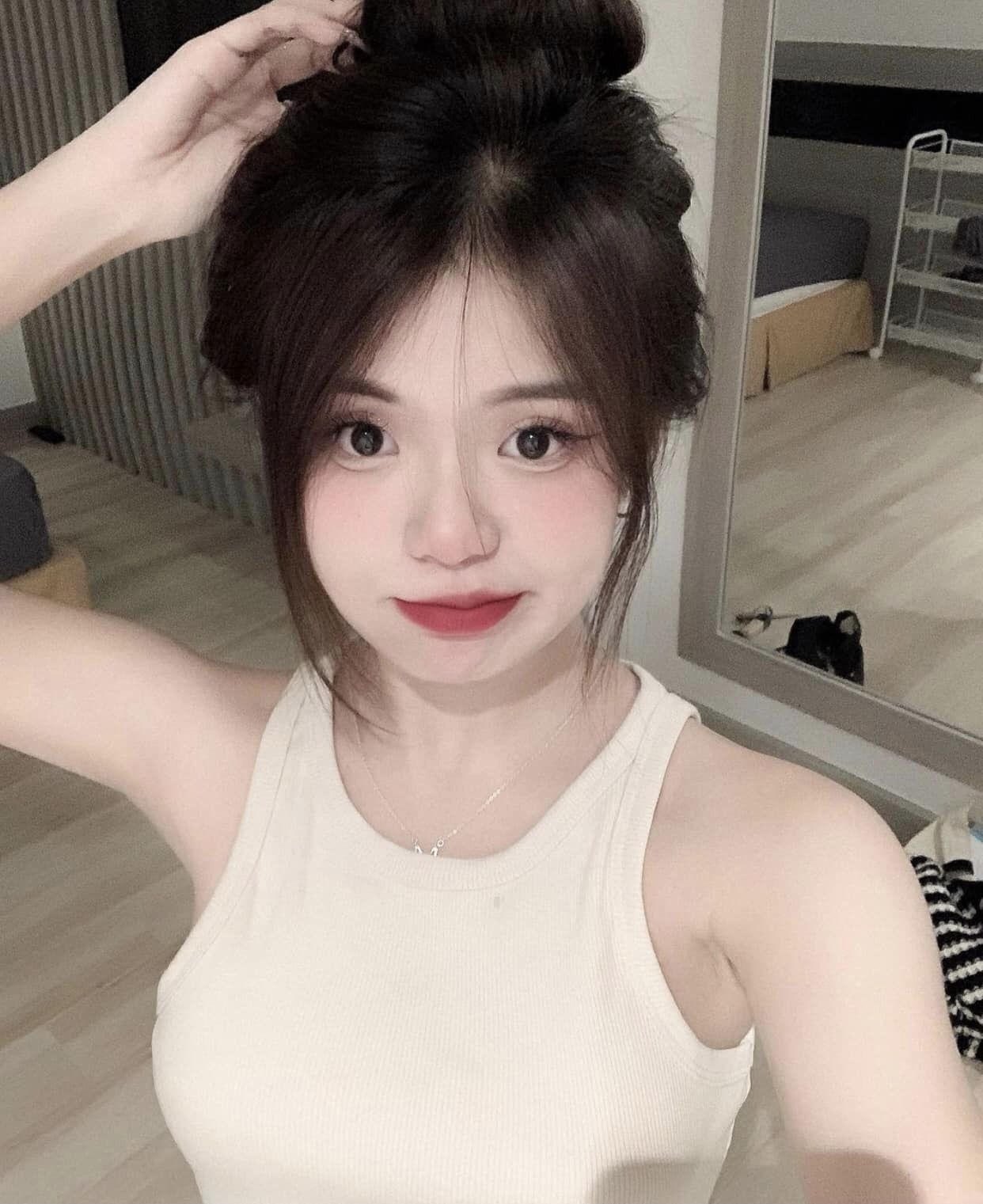 Con gái búi tóc củ tỏi auto xinh ^^ 😍 -  haivl | hài hước | hài vl  