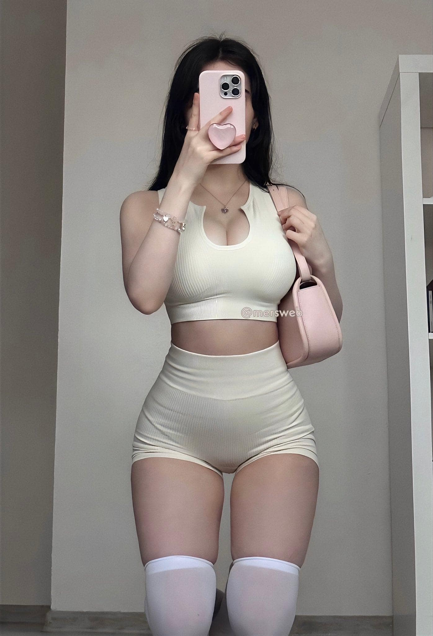 Điện thoại xinh quá 😍 -  haivl | hài hước | hài vl   