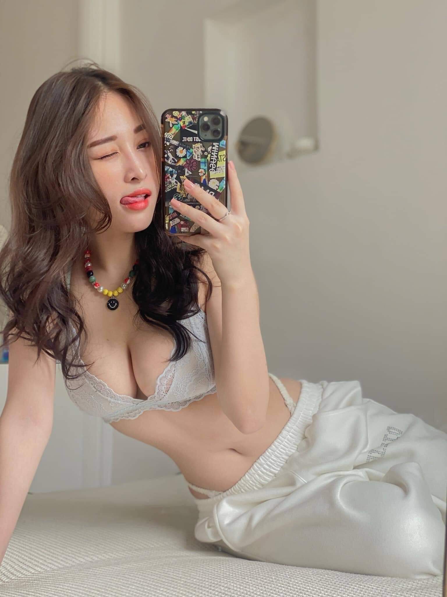Bởi vì em quá xinh đẹp 😘

Box Girl -  haivl | hài hước | hài vl  