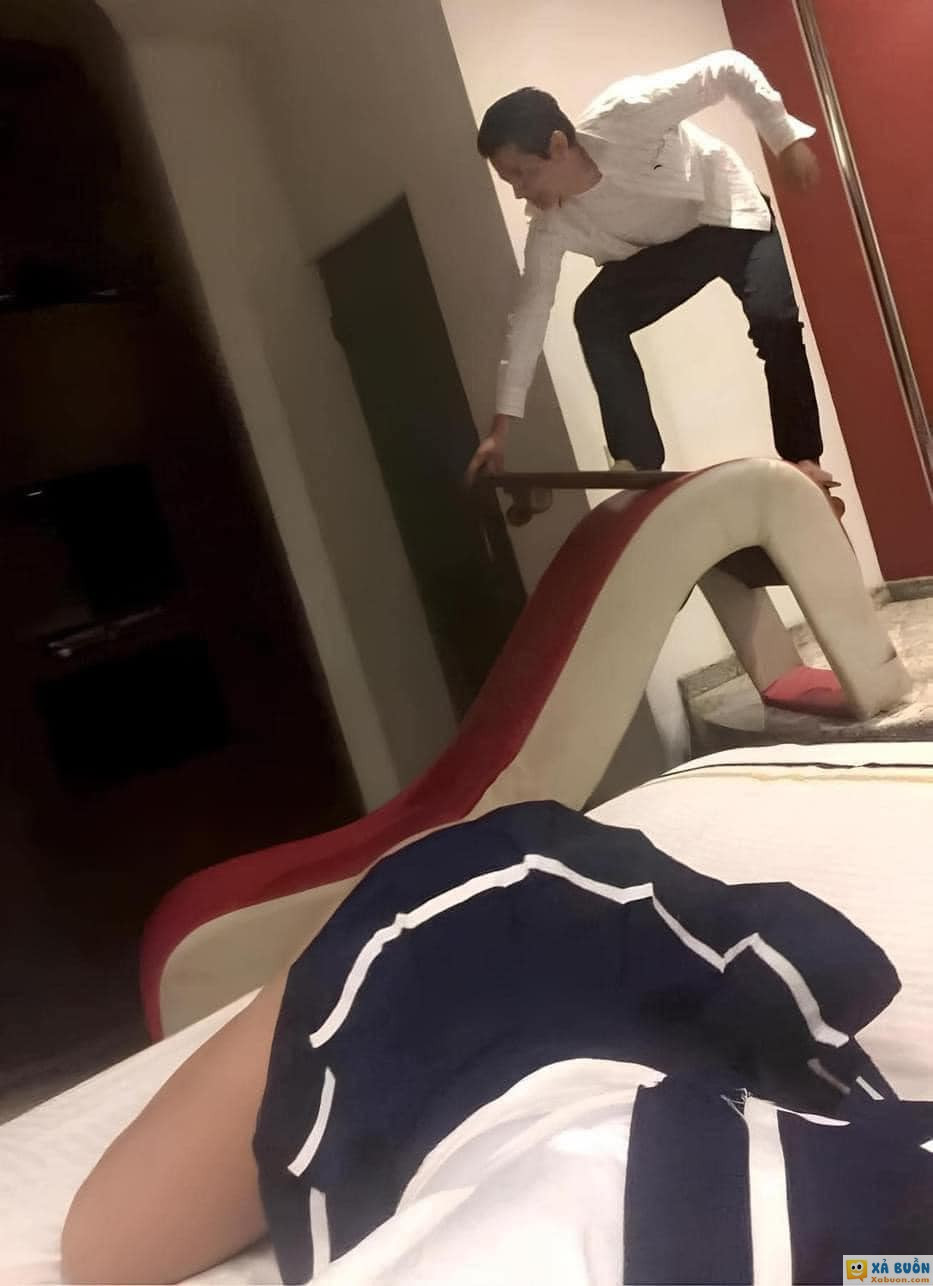 Khi bạn còn 30p nữa mới hết giờ 😌 -  haivl | hài hước | hài vl  