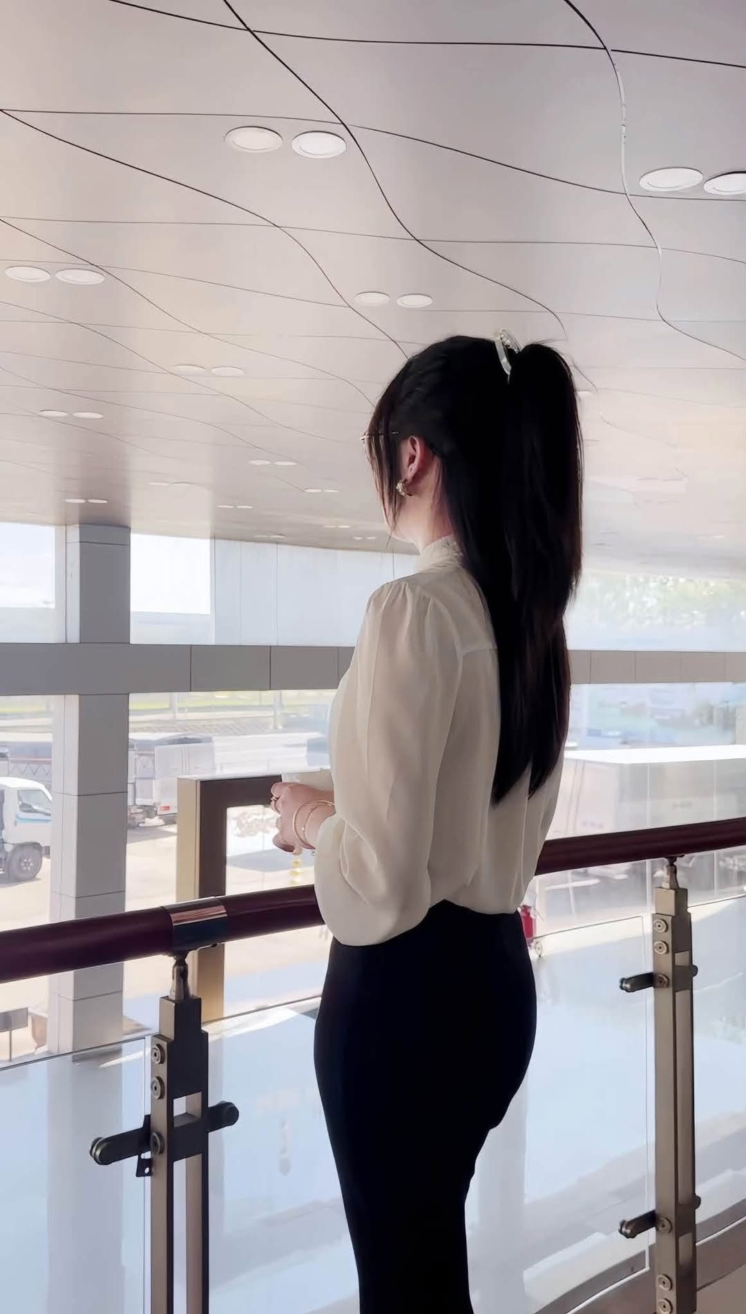 Đàn ông giống như nông trại ,  Toàn dê với lừa có...!