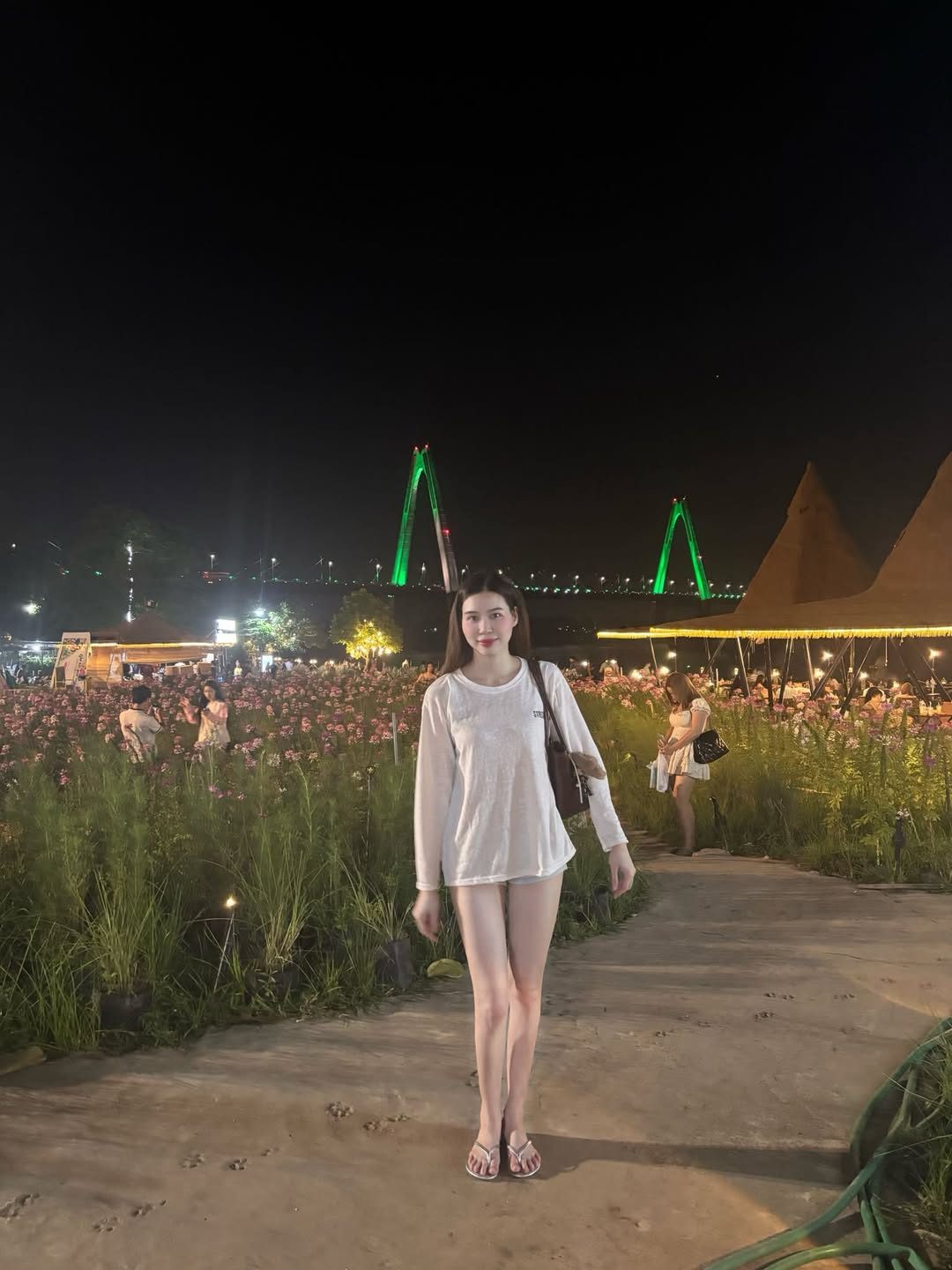 Nghèo nghèo mà đã đi chơi cỡ đó Giàu tí là các khu du lịch rách việc với em luôn 👻