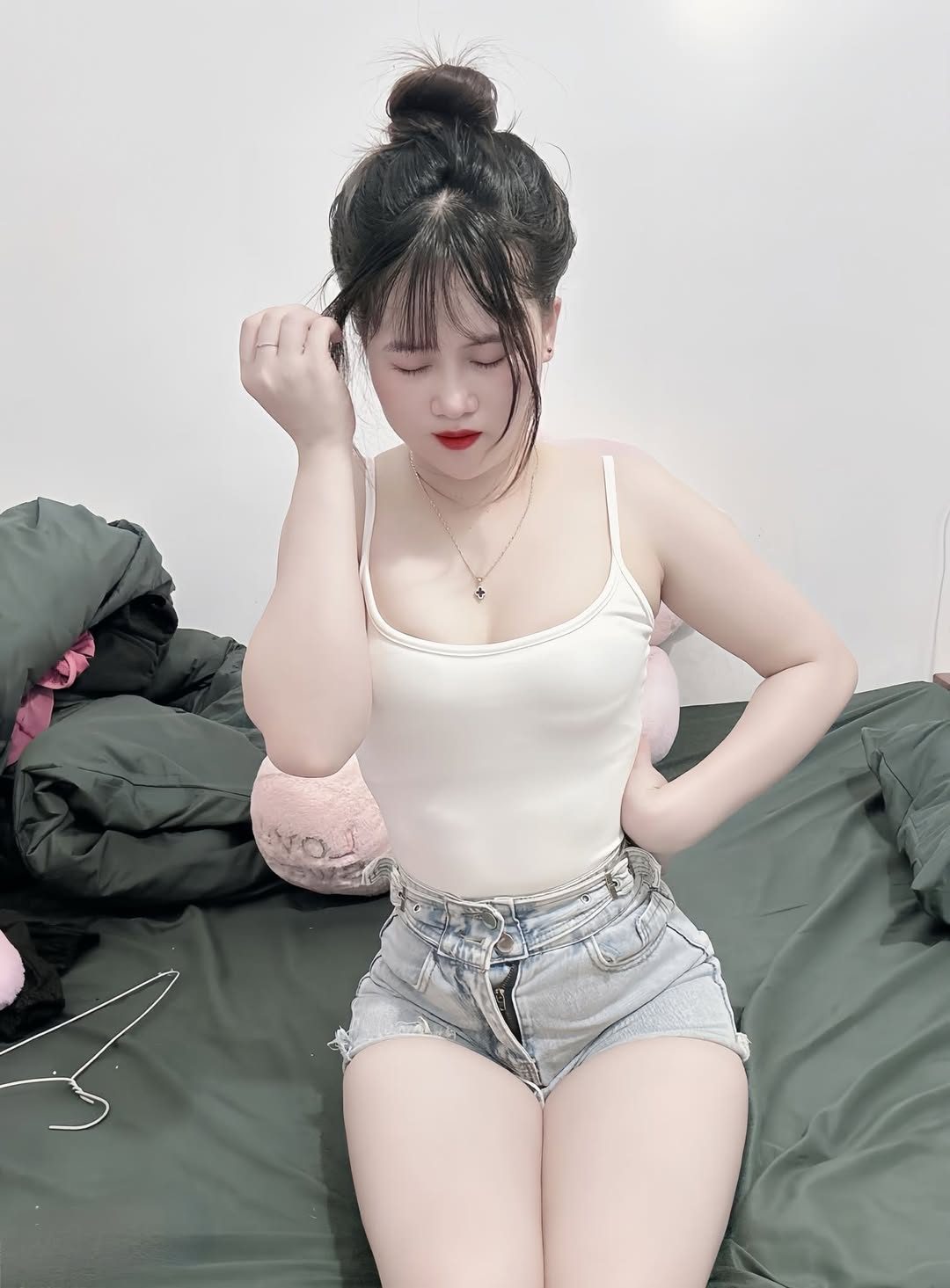 Anh ơi Về nhà xin má rước con dâu 😄 -  haivl | hài hước | hài vl  