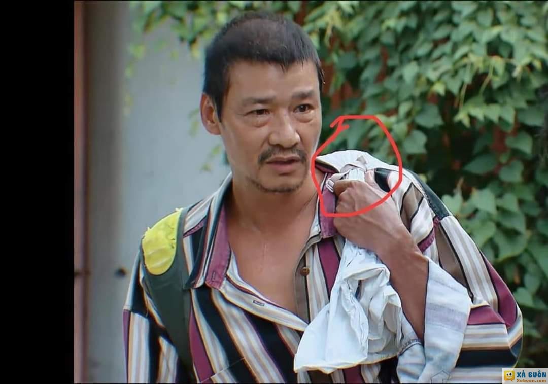 AE xem hộ t dây buộc bì của ông Sinh là của hãng nào với :)