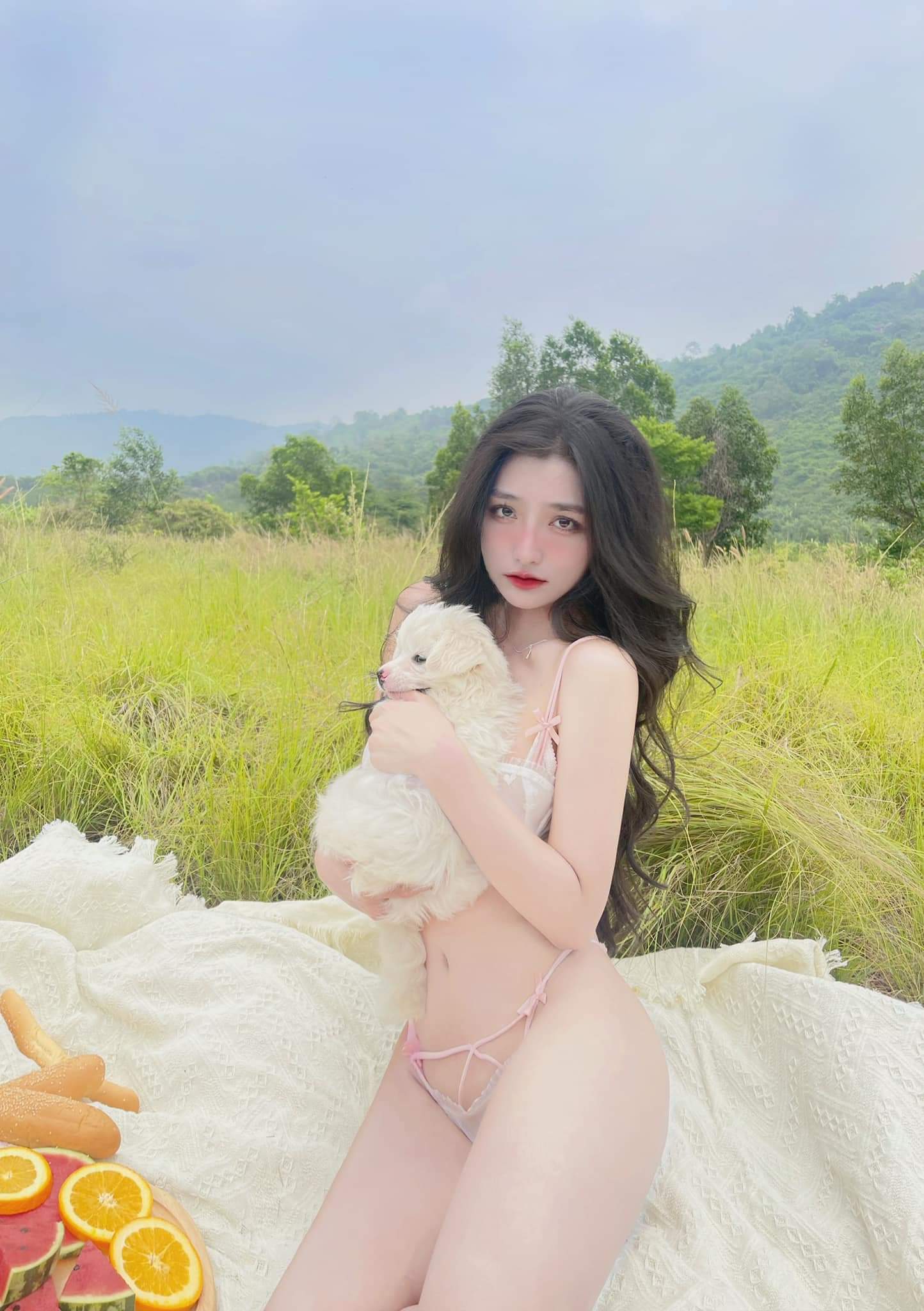 Lạc vào đồng cỏ xanh 😍 -  haivl | hài hước | hài vl   