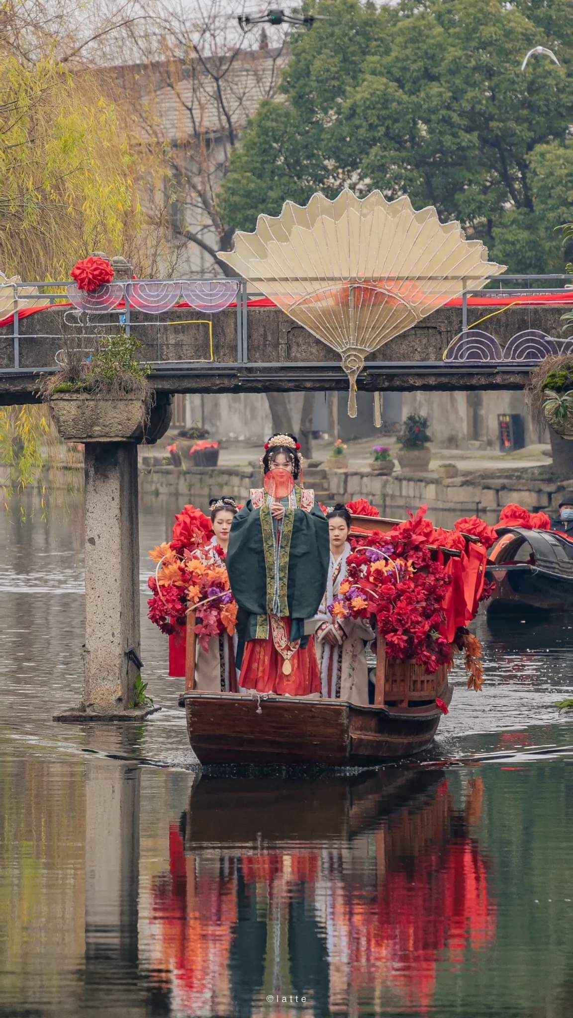 TÁI HIỆN LẠI HÌNH ẢNH HÔN LỄ THỜI TỐNG Ở VÙNG SÔNG NƯỚC GIANG NAM

(Xem thêm video dưới cmt)

-Cá-
#weibovietnam #wbvn #news