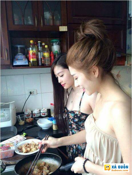 2 chị em vào bếp nào -  haivl | hài hước | hài vl  