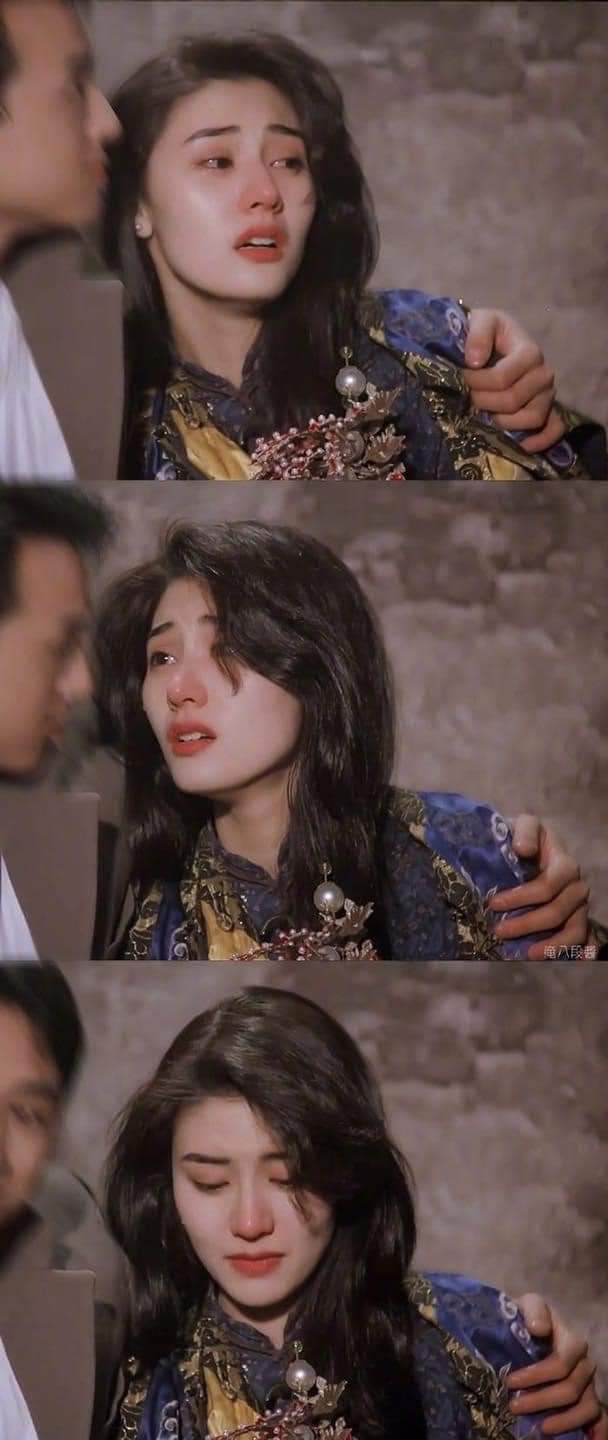 Được mệnh danh là Hoa Hậu đẹp nhất Hongkong nhan sắc của Lý Gia Hân phải đỉnh như thế nào?

Lý Gia Hân sinh năm 1970, nhắc tới Lý Gia Hân, người ta sẽ nhớ ngay đến cô với danh hiệu cao quý 